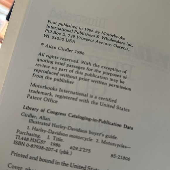 Harley-Davidson 1986 Illustrated Buyers Guide & Ultimate Motorcycle Detailing - Picture 8 of 11